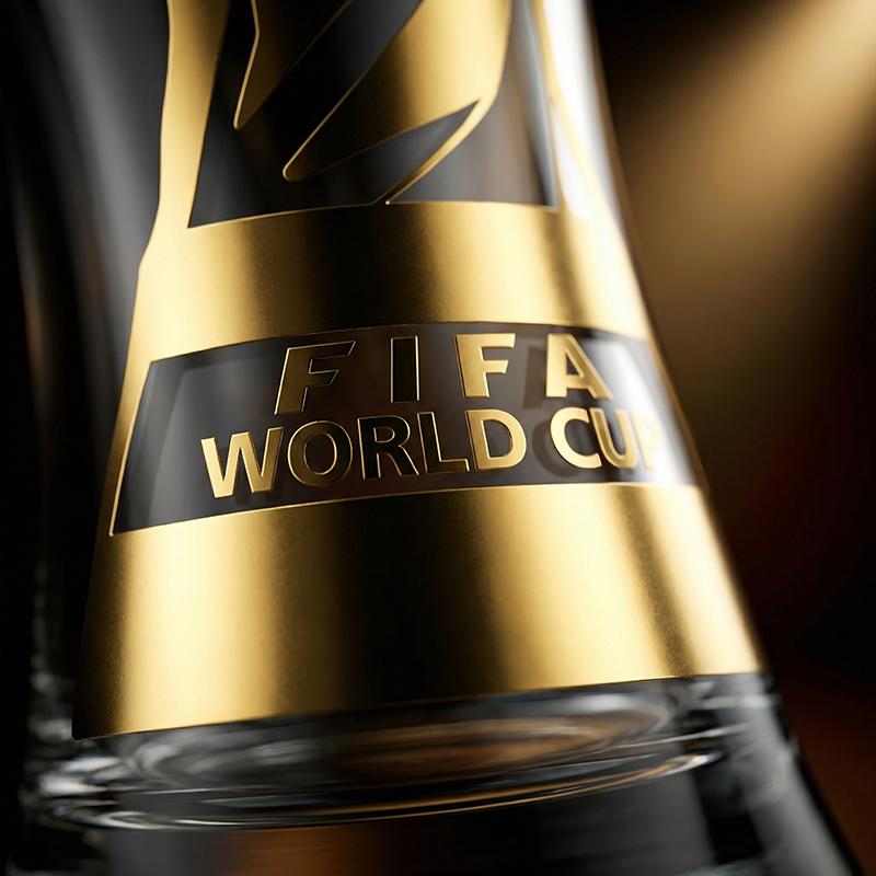 Pourside™ World Cup Gold Stamped Beer Glass
